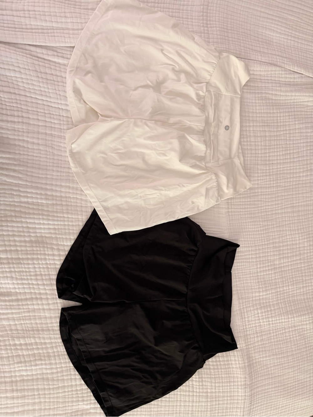HALARA Black & White Athletic Skorts Two-Pack